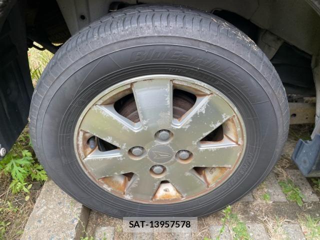 Daihatsu ATRAI WAGON 2005-06 7325694-5