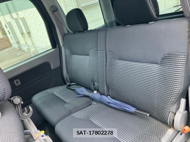 Daihatsu ATRAI WAGON 2004-06 7356840-12