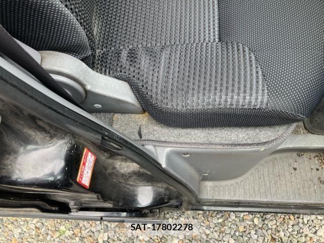 Daihatsu ATRAI WAGON 2004-06 7356840-15