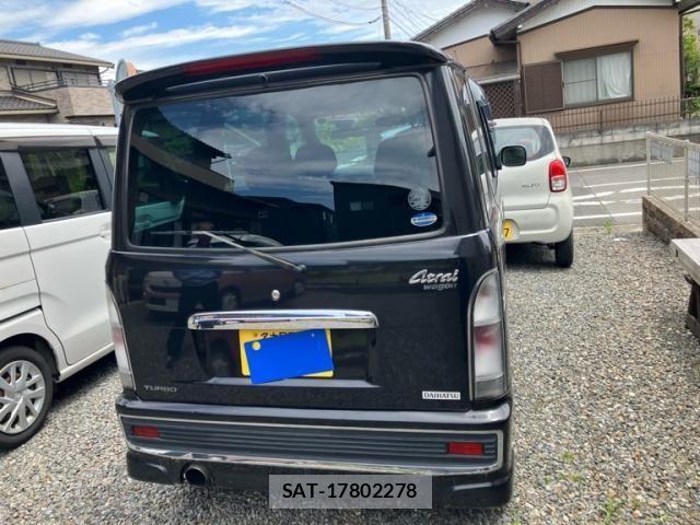 Daihatsu ATRAI WAGON 2004-06 7356840-4