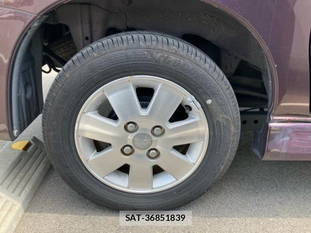 Daihatsu ATRAI WAGON 2011-07 7452951-7