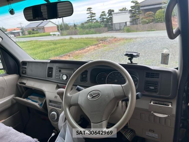Daihatsu ATRAI WAGON 2008-01 7452949-12
