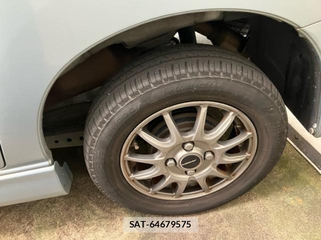 Daihatsu ATRAI WAGON 2005-12 7499560-5