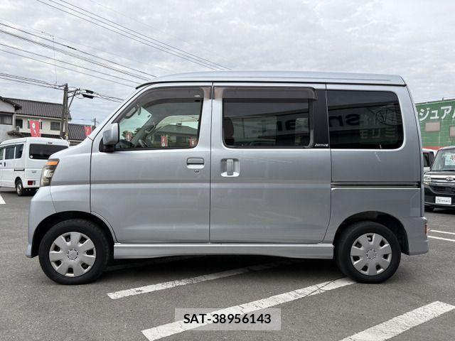 Daihatsu ATRAI WAGON 2009-05 7561839-4