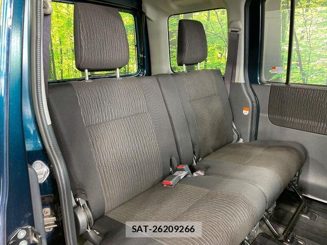 Daihatsu ATRAI WAGON 2021-08 7561837-8