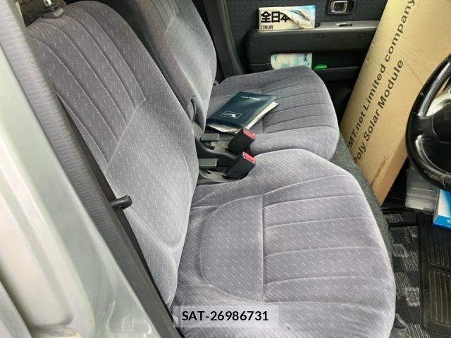Daihatsu ATRAI WAGON 2005-06 7720862-15