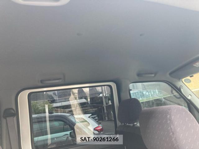 Daihatsu ATRAI WAGON 2005-07 7875312-13