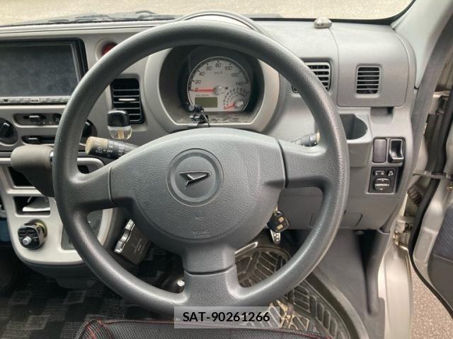 Daihatsu ATRAI WAGON 2005-07 7875312-17