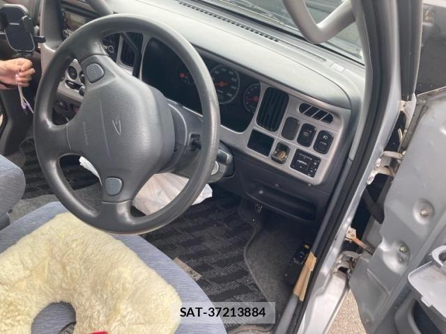 Daihatsu ATRAI WAGON 2004-08 7875314-13
