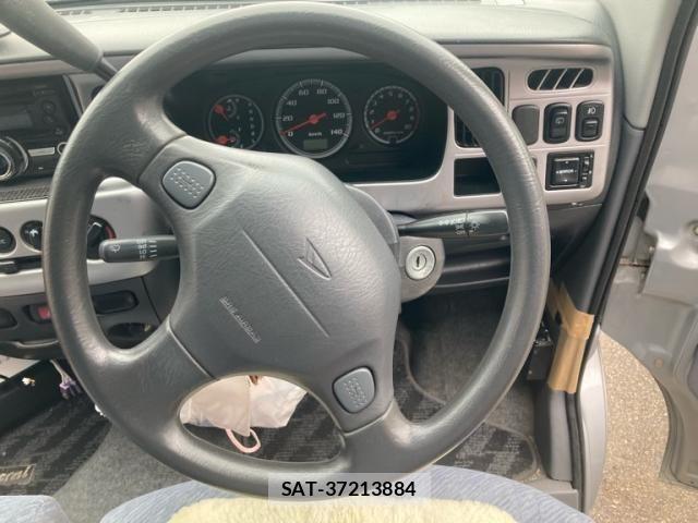 Daihatsu ATRAI WAGON 2004-08 7875314-18