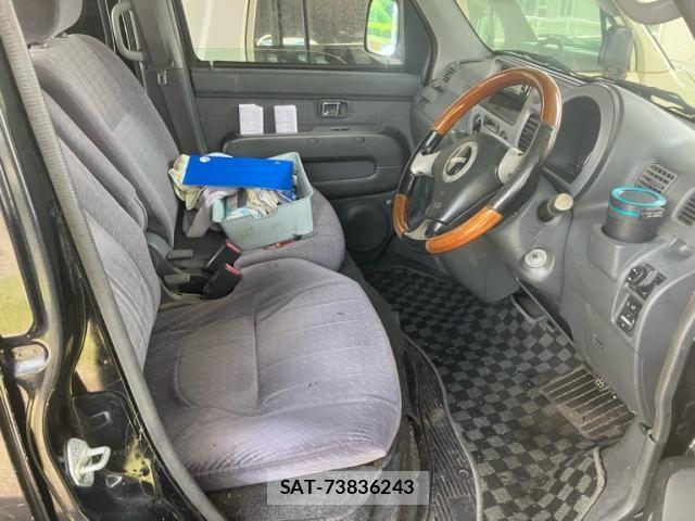 Daihatsu ATRAI WAGON 2005-06 7902248-12