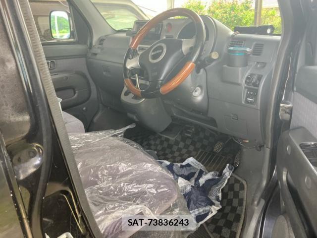 Daihatsu ATRAI WAGON 2005-06 7902248-13