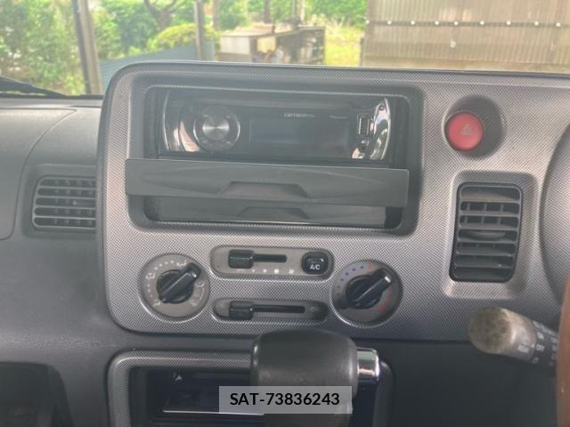Daihatsu ATRAI WAGON 2005-06 7902248-17
