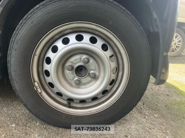 Daihatsu ATRAI WAGON 2005-06 7902248-6