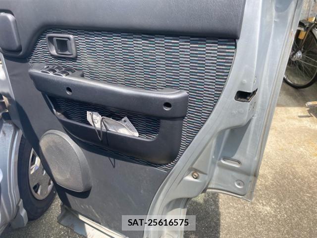 Daihatsu ATRAI WAGON 1999-01 8034446-10
