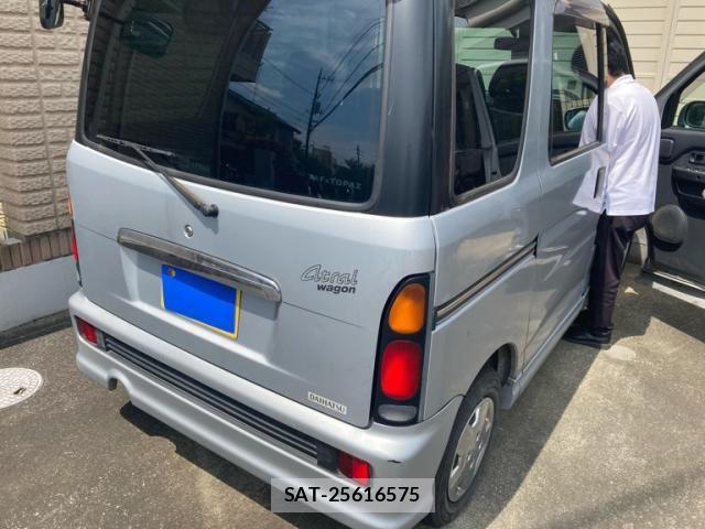Daihatsu ATRAI WAGON 1999-01 8034446-1