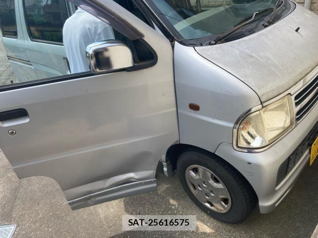 Daihatsu ATRAI WAGON 1999-01 8034446-6