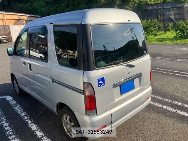 Daihatsu ATRAI WAGON 2003-10 8072857-3