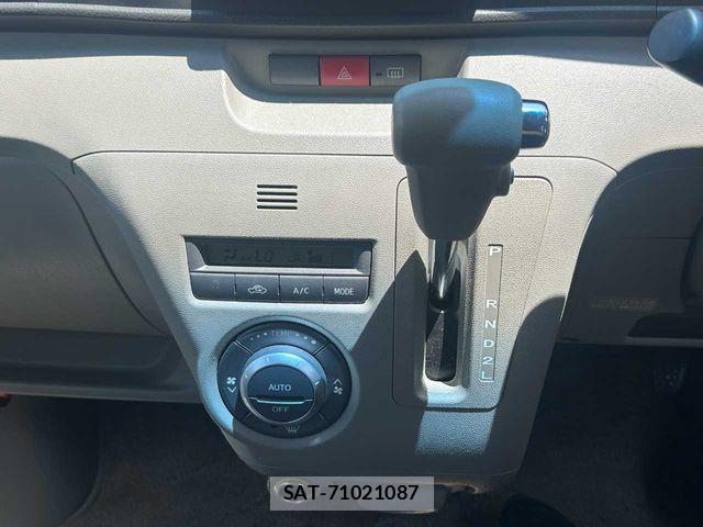 Daihatsu ATRAI WAGON 2017-07 8098032-6