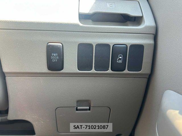 Daihatsu ATRAI WAGON 2017-07 8098032-8