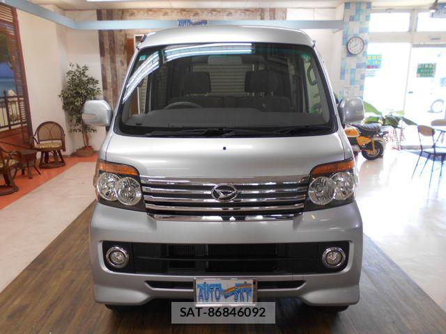 Daihatsu ATRAI WAGON 2013-06 8244623-5