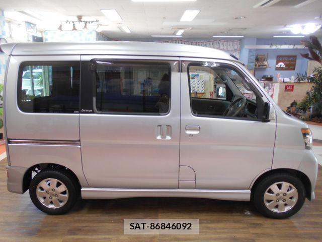 Daihatsu ATRAI WAGON 2013-06 8244623-8