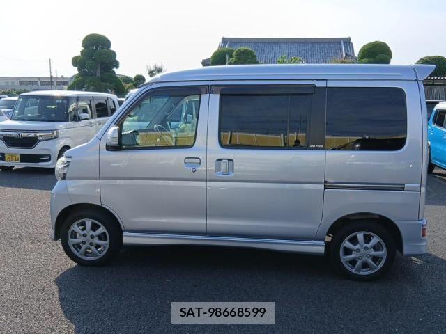 Daihatsu ATRAI WAGON 2015-09 8313085-11