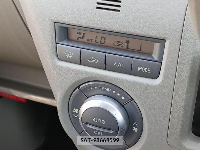 Daihatsu ATRAI WAGON 2015-09 8313085-13