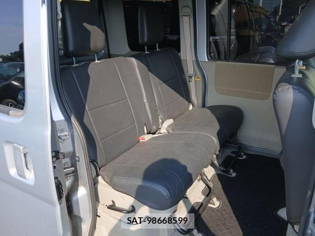 Daihatsu ATRAI WAGON 2015-09 8313085-23