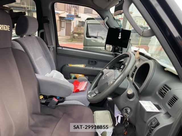 Daihatsu ATRAI WAGON 2006-03 8313093-11