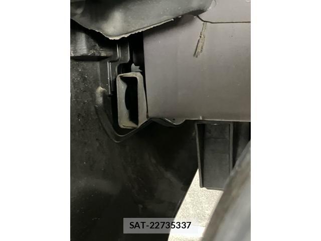 Daihatsu ATRAI WAGON 2011-09 8313084-19