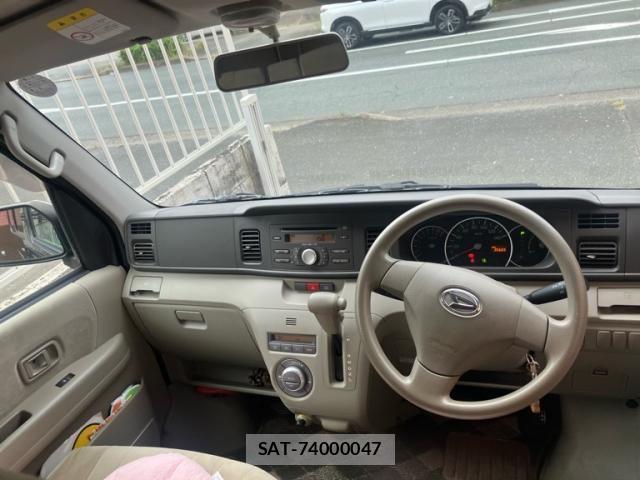 Daihatsu ATRAI WAGON 2011-01 8313086-11