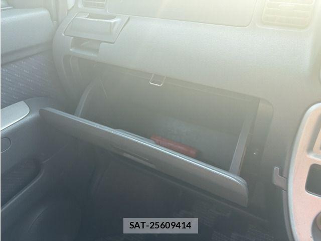 Daihatsu ATRAI WAGON 2005-06 8313087-8
