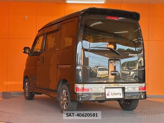 Daihatsu ATRAI WAGON 2013-09 8364786-9