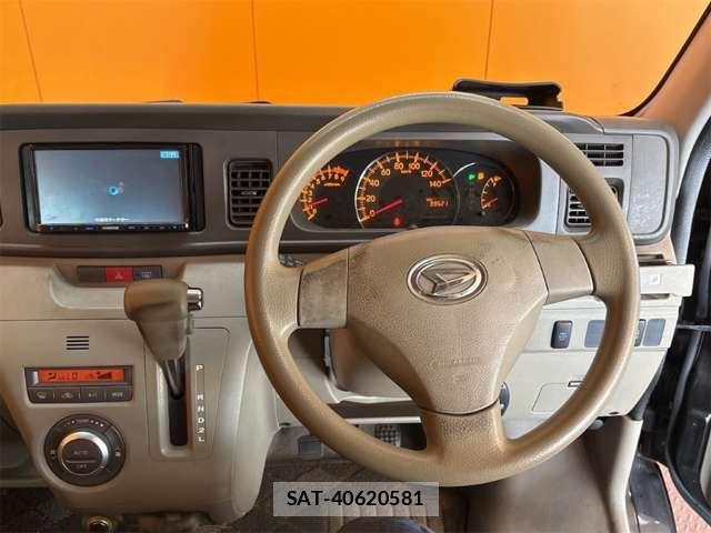 Daihatsu ATRAI WAGON 2013-09 8364786-17