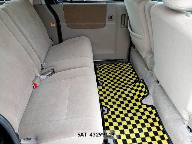 Daihatsu ATRAI WAGON 2012-08 8364780-12