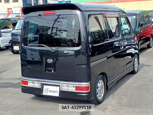 Daihatsu ATRAI WAGON 2012-08 8364780-6
