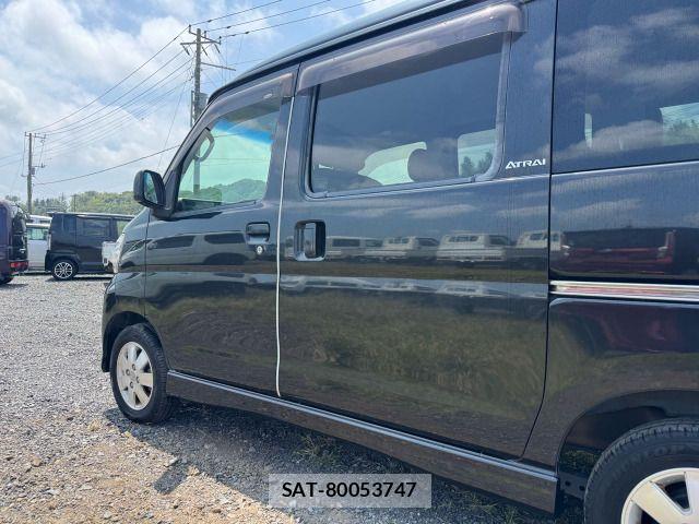 Daihatsu ATRAI WAGON 2015-07 8364784-4