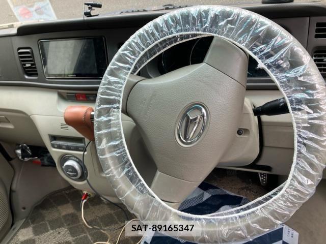 Daihatsu ATRAI WAGON 2007-10 8411240-17