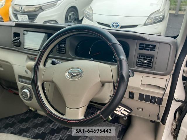 Daihatsu ATRAI WAGON 2013-05 8411242-9