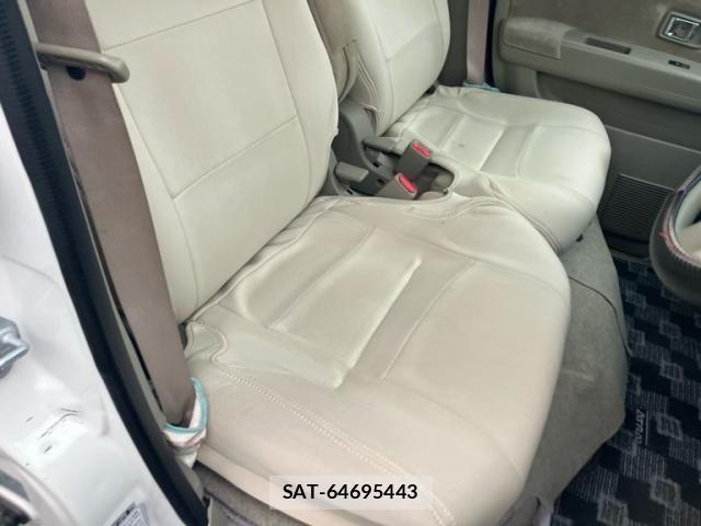 Daihatsu ATRAI WAGON 2013-05 8411242-11