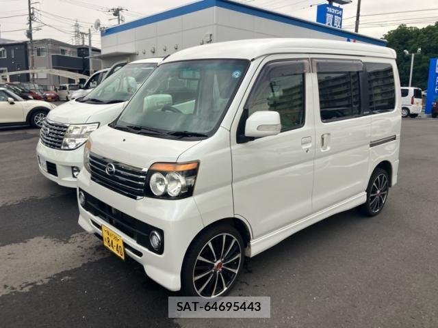 Daihatsu ATRAI WAGON 2013-05 8411242-1