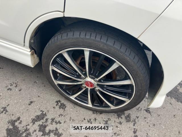 Daihatsu ATRAI WAGON 2013-05 8411242-5