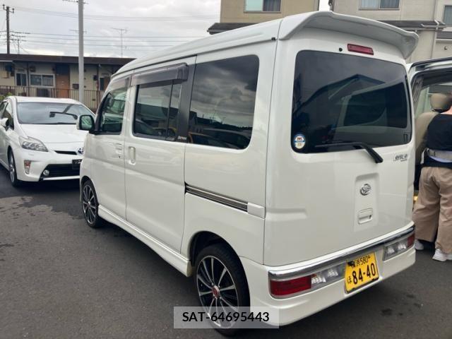 Daihatsu ATRAI WAGON 2013-05 8411242-7