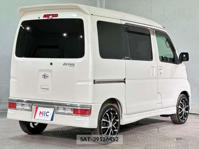 Daihatsu ATRAI WAGON 2013-08 8457055-4