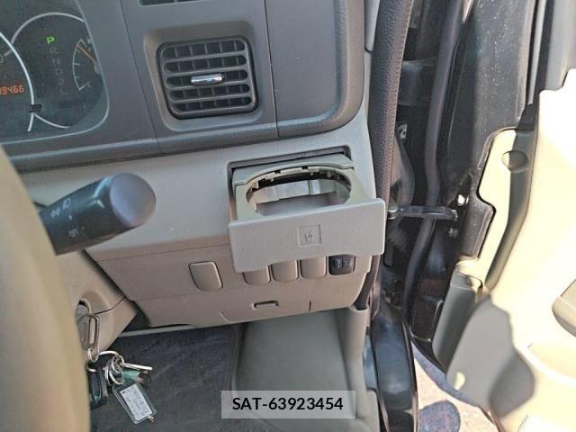 Daihatsu ATRAI WAGON 2010-10 8561172-23