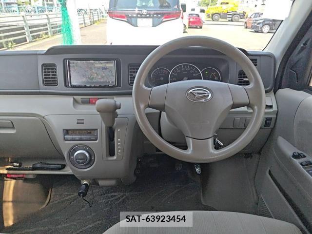 Daihatsu ATRAI WAGON 2010-10 8561172-2