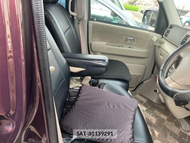 Daihatsu ATRAI WAGON 2011-08 8561174-8