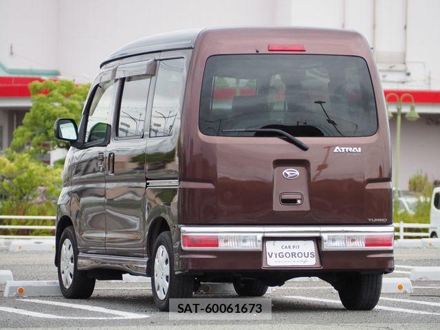 Daihatsu ATRAI WAGON 2011-07 8740525-2