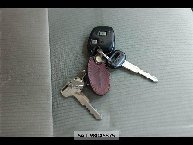 Daihatsu ATRAI WAGON 2013-04 8870422-4